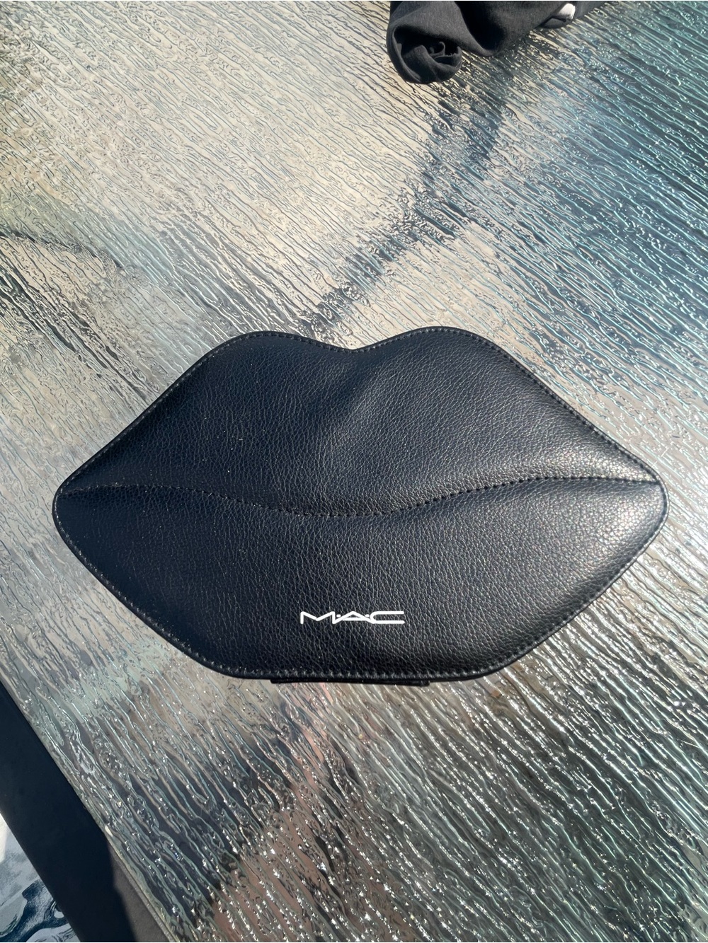 MAC Cosmetics Lip Shaped Box Clutch Makeup Cosmetics Case Limited Edition